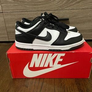 Nike Dunk Low Pandas 5.5y used like new!!
